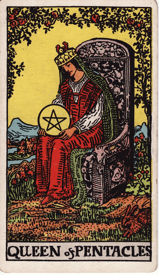 Traditional version of Queen of Pentacles